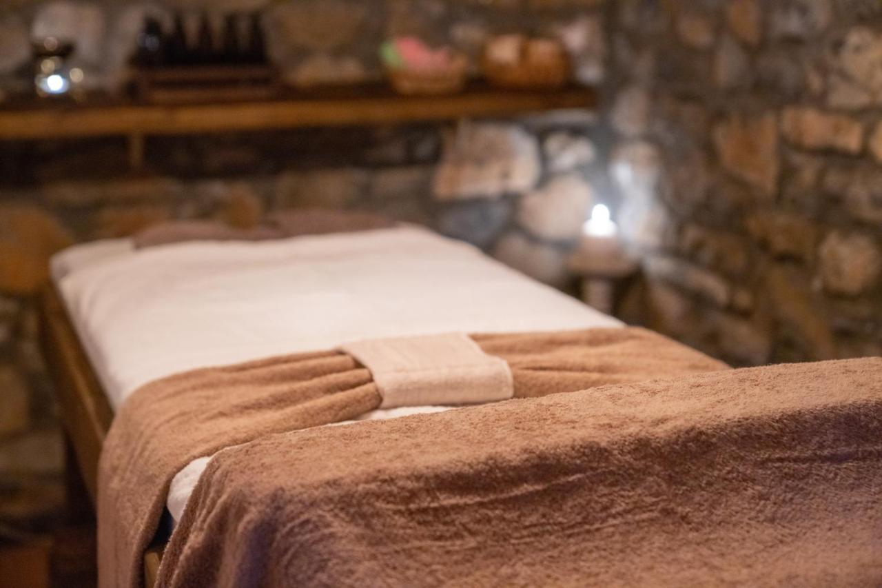 4 Seasons Premium Chalet Agios Athanasios  Bagian luar foto