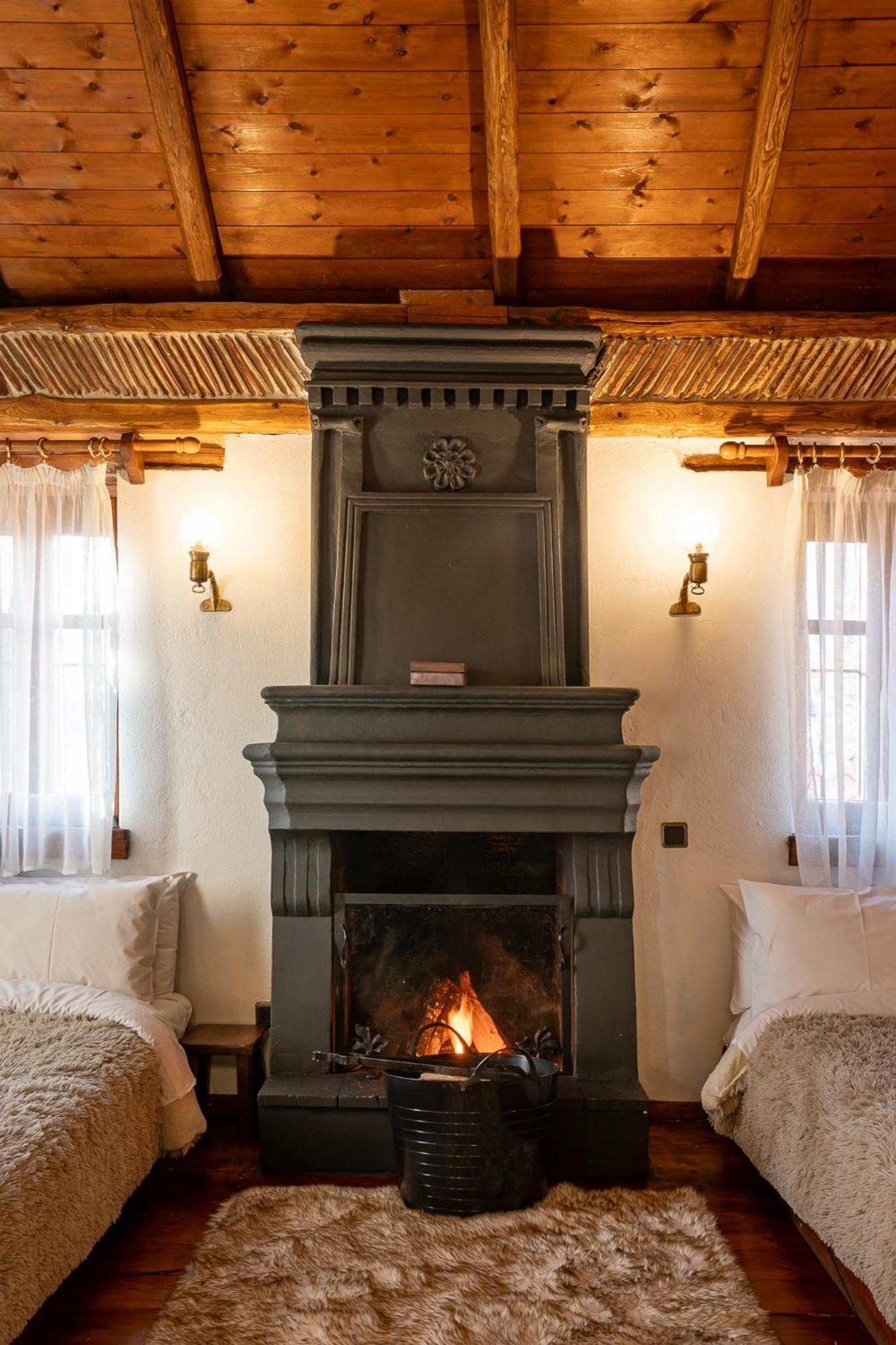 4 Seasons Premium Chalet Agios Athanasios  Bagian luar foto