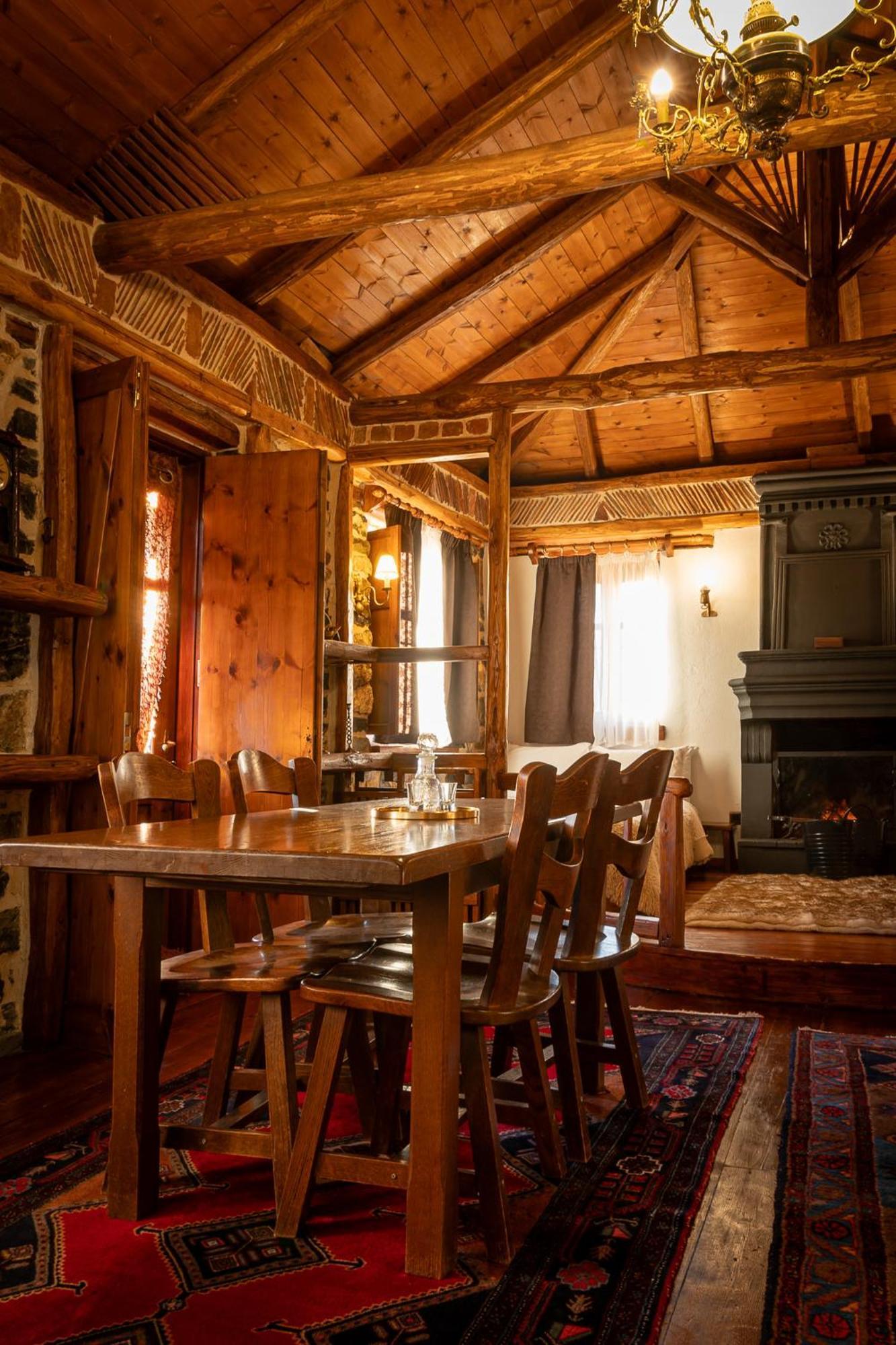 4 Seasons Premium Chalet Agios Athanasios  Bagian luar foto