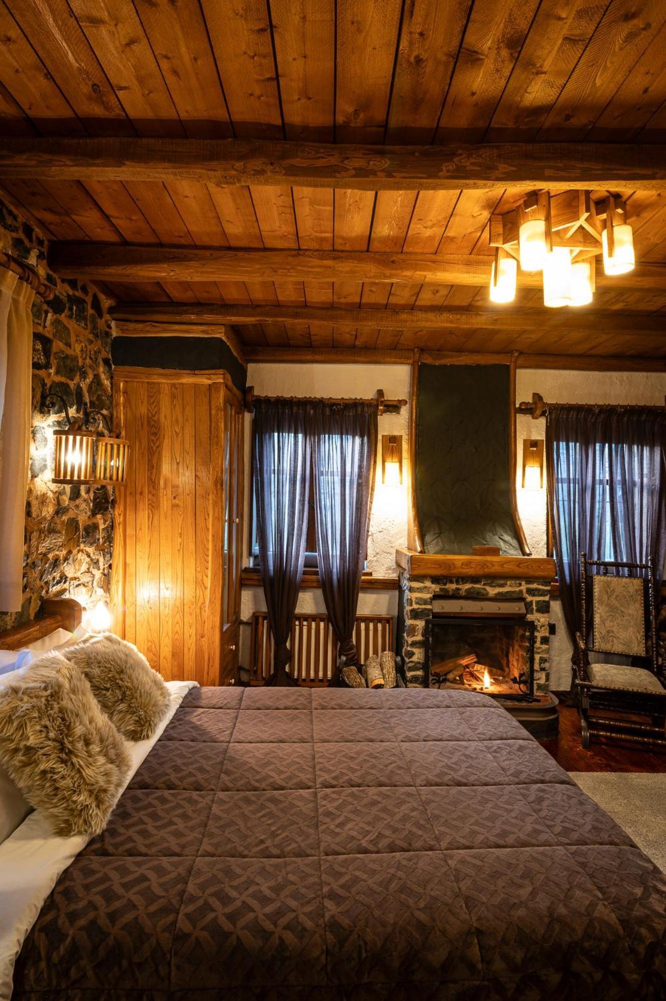 4 Seasons Premium Chalet Agios Athanasios  Bagian luar foto