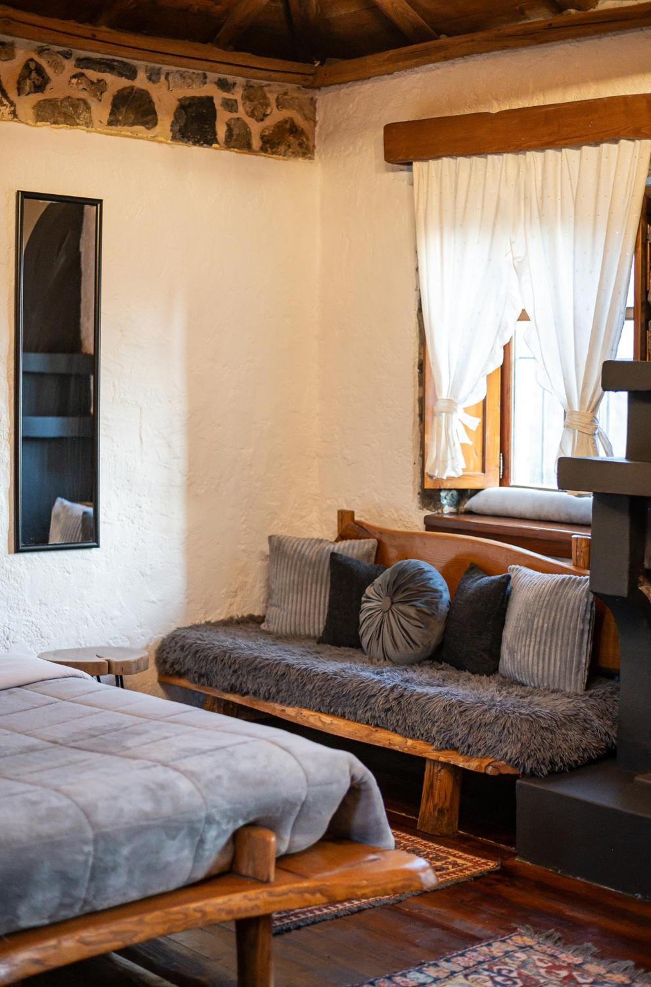 4 Seasons Premium Chalet Agios Athanasios  Bagian luar foto