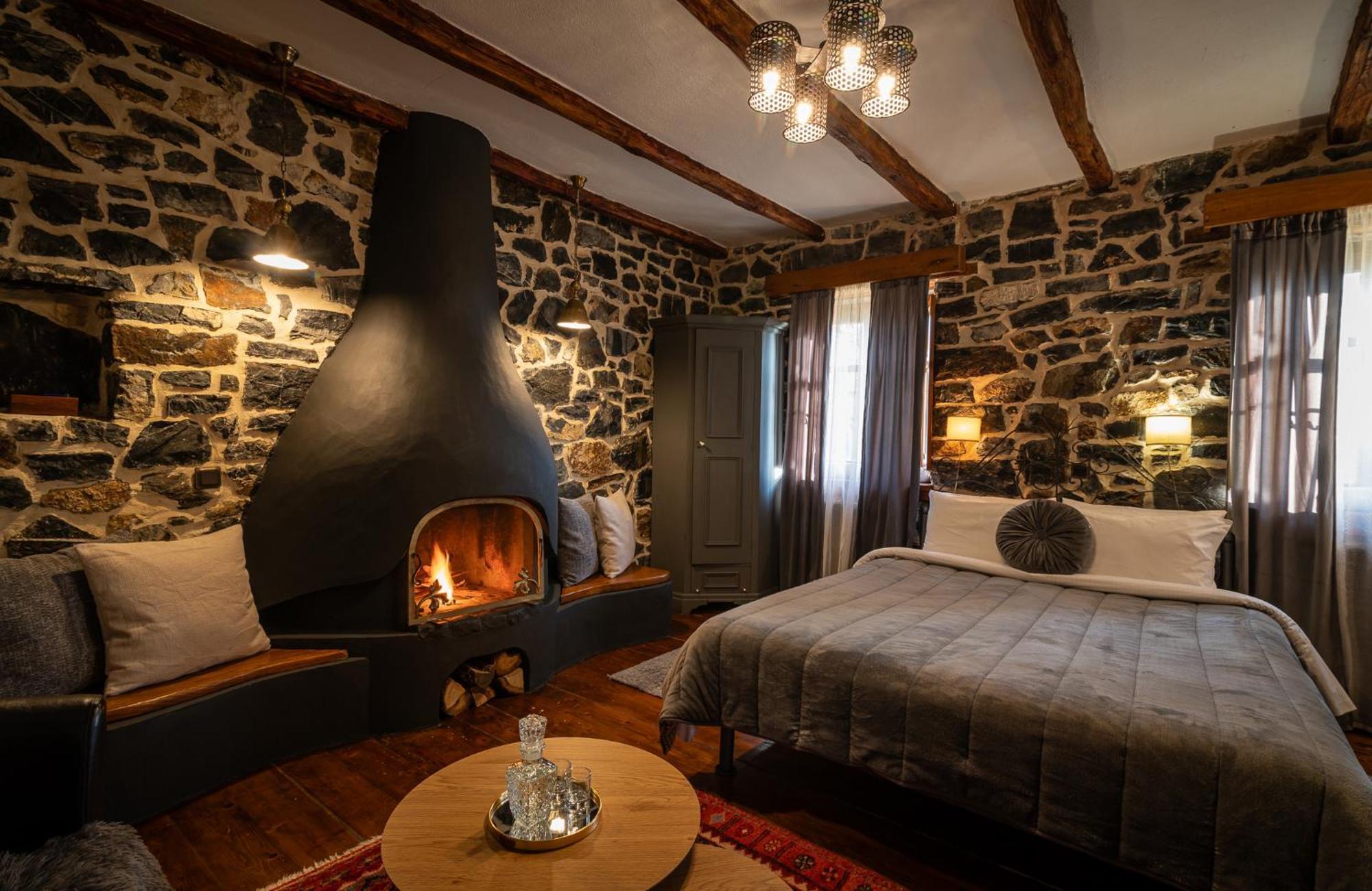 4 Seasons Premium Chalet Agios Athanasios  Bagian luar foto