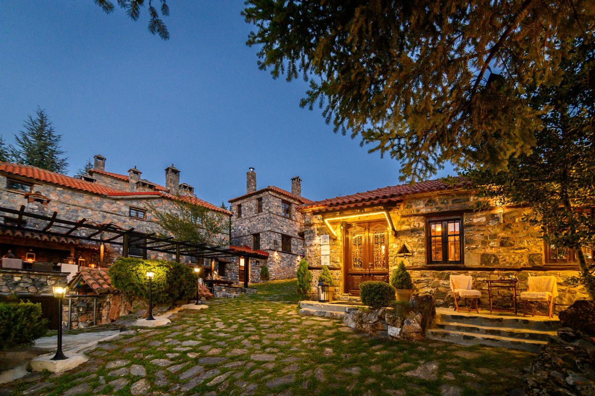 4 Seasons Premium Chalet Agios Athanasios  Bagian luar foto