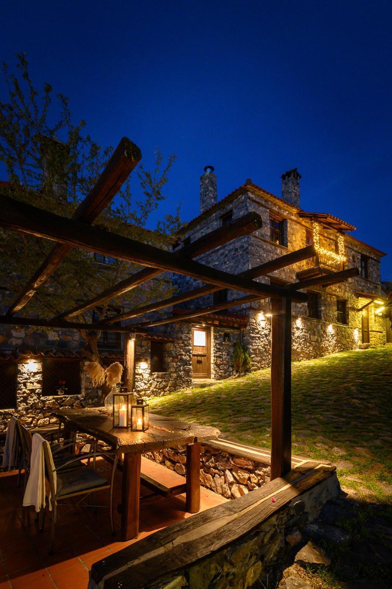 4 Seasons Premium Chalet Agios Athanasios  Bagian luar foto